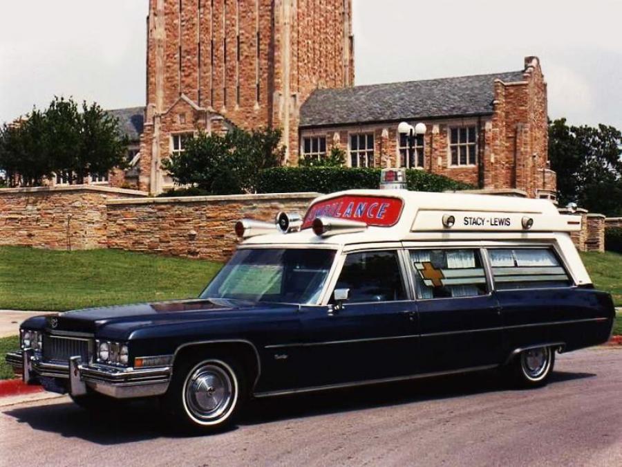  Cadillac Professional High Body 55 Ambulance by Sayers & Scovill 1973 года  (фото 1 из 1)